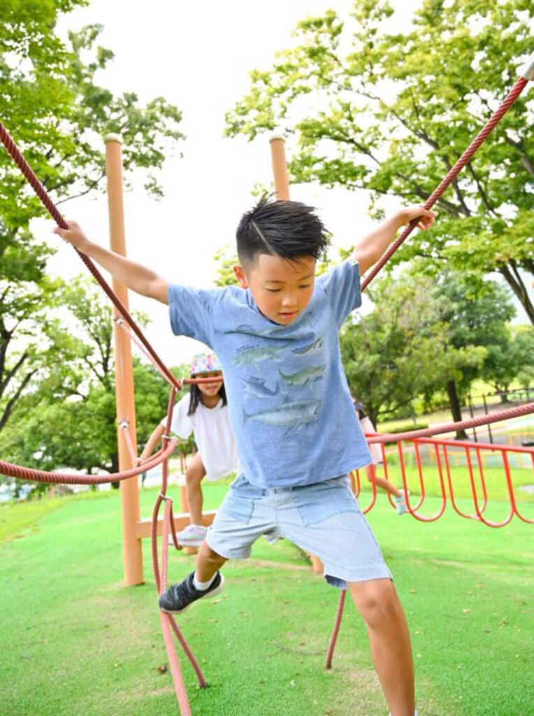 岐阜県こどもの国のアスレチック