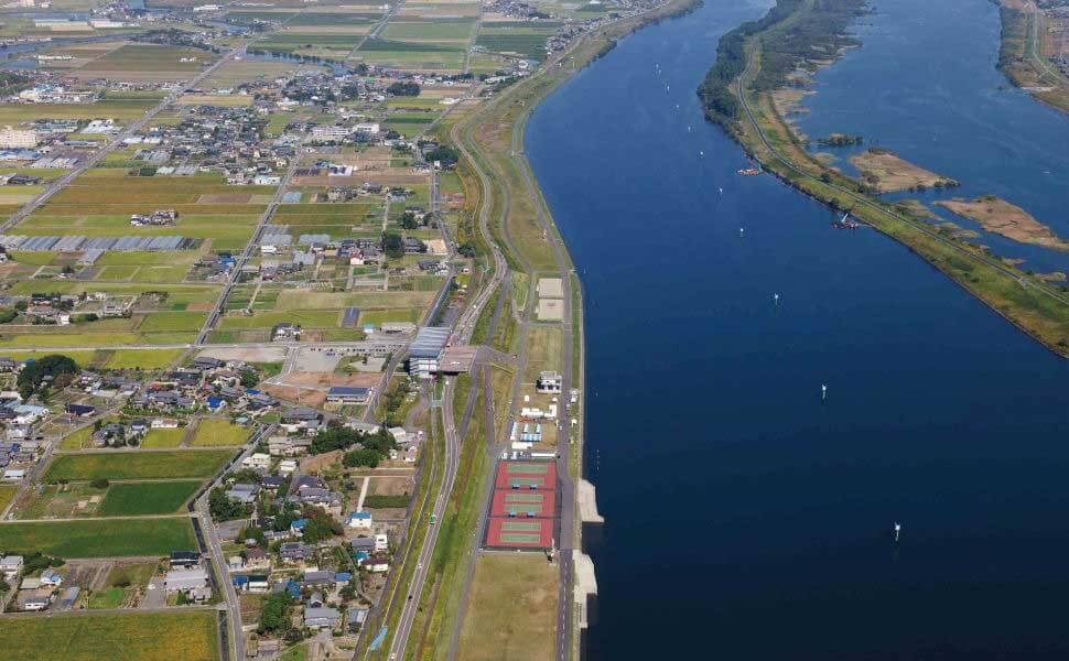 長良川サービスセンターの空撮
