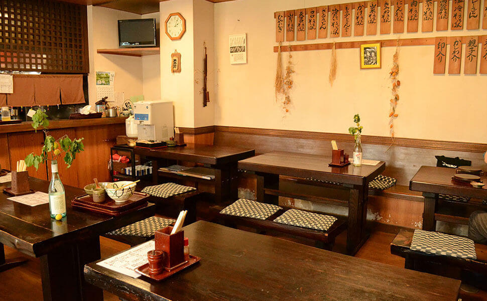 髙松家店内